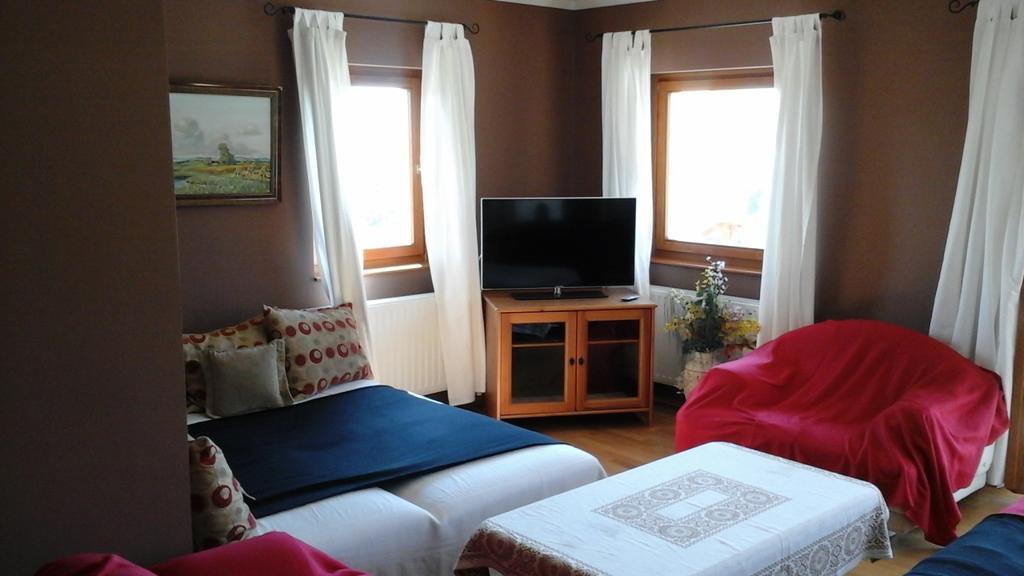 Готель Kincses Vendeghaz Балатондьєрек Екстер'єр фото